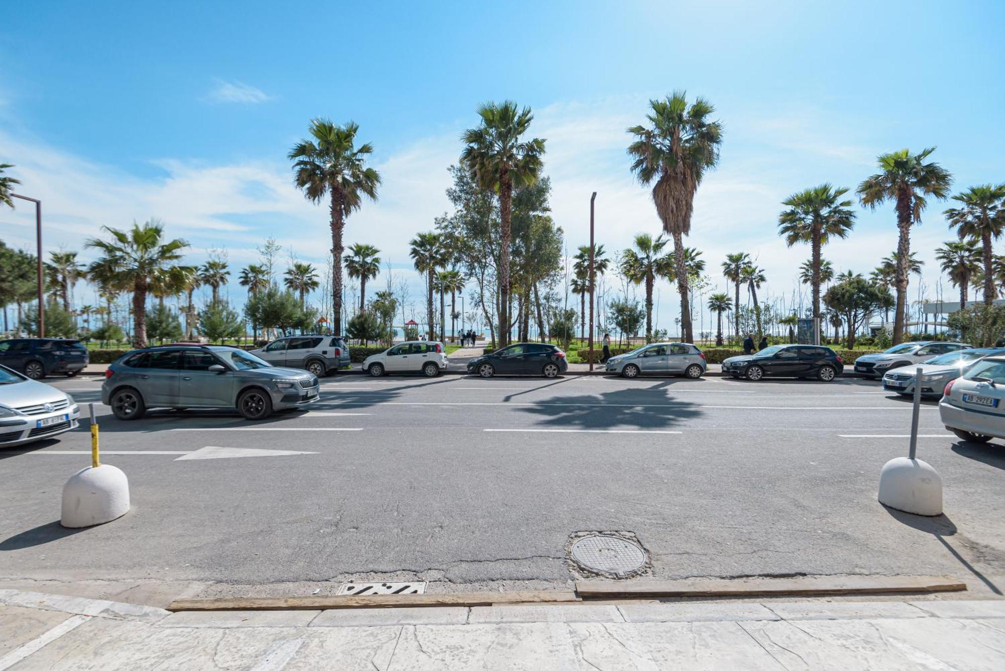 Lux Holidays Durrës Exterior foto
